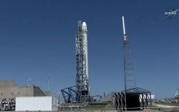 Falcon 9 CRS 3 before launch